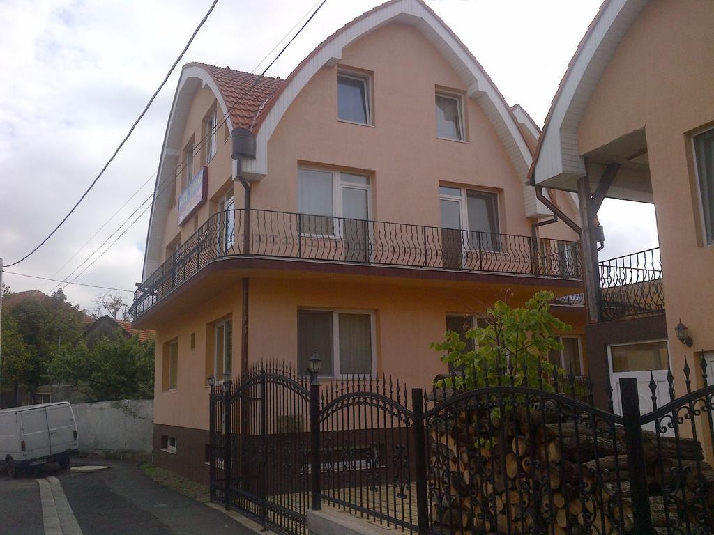 Pensiunea Phoenix Oradea Exterior photo