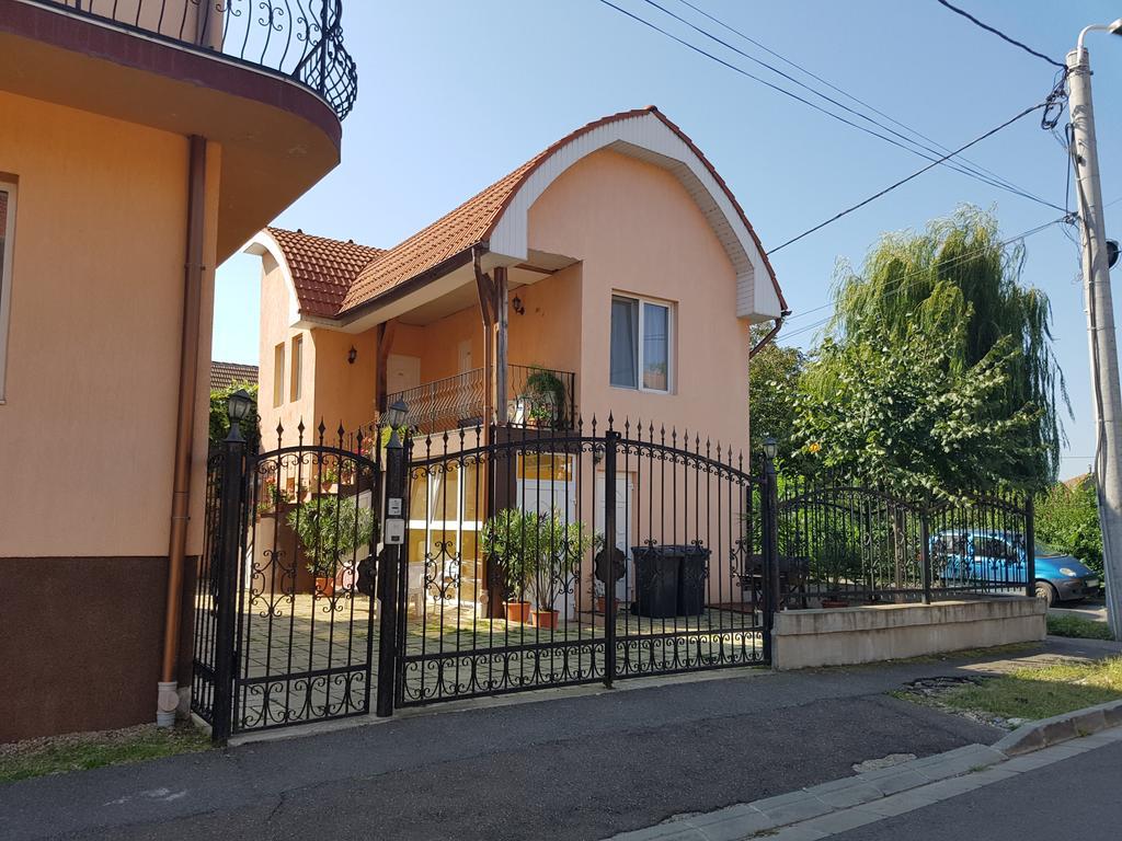 Pensiunea Phoenix Oradea Exterior photo